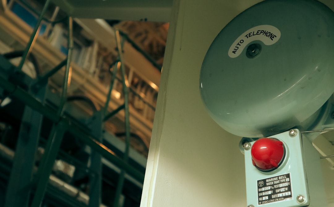 Bateria de Central de Alarme: Como Prevenir Explosão e Melhores Práticas