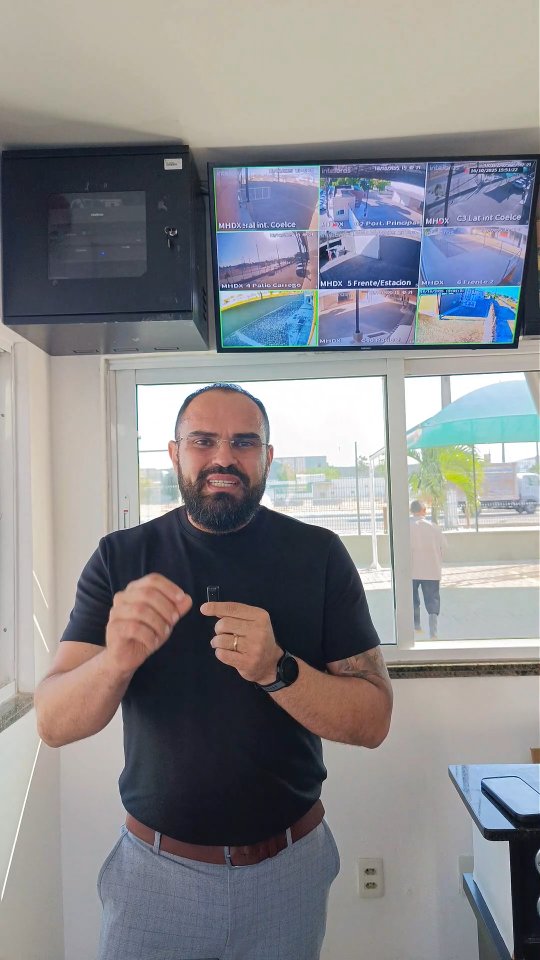 Porta Social Automática em Fortaleza com Controle de Acesso